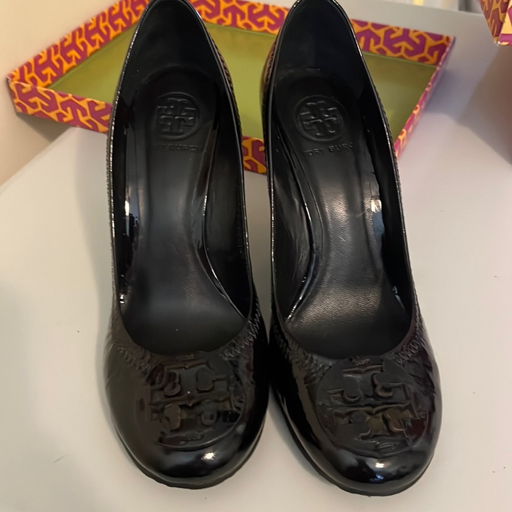 Tory Burch Black Sophie Wedges with box